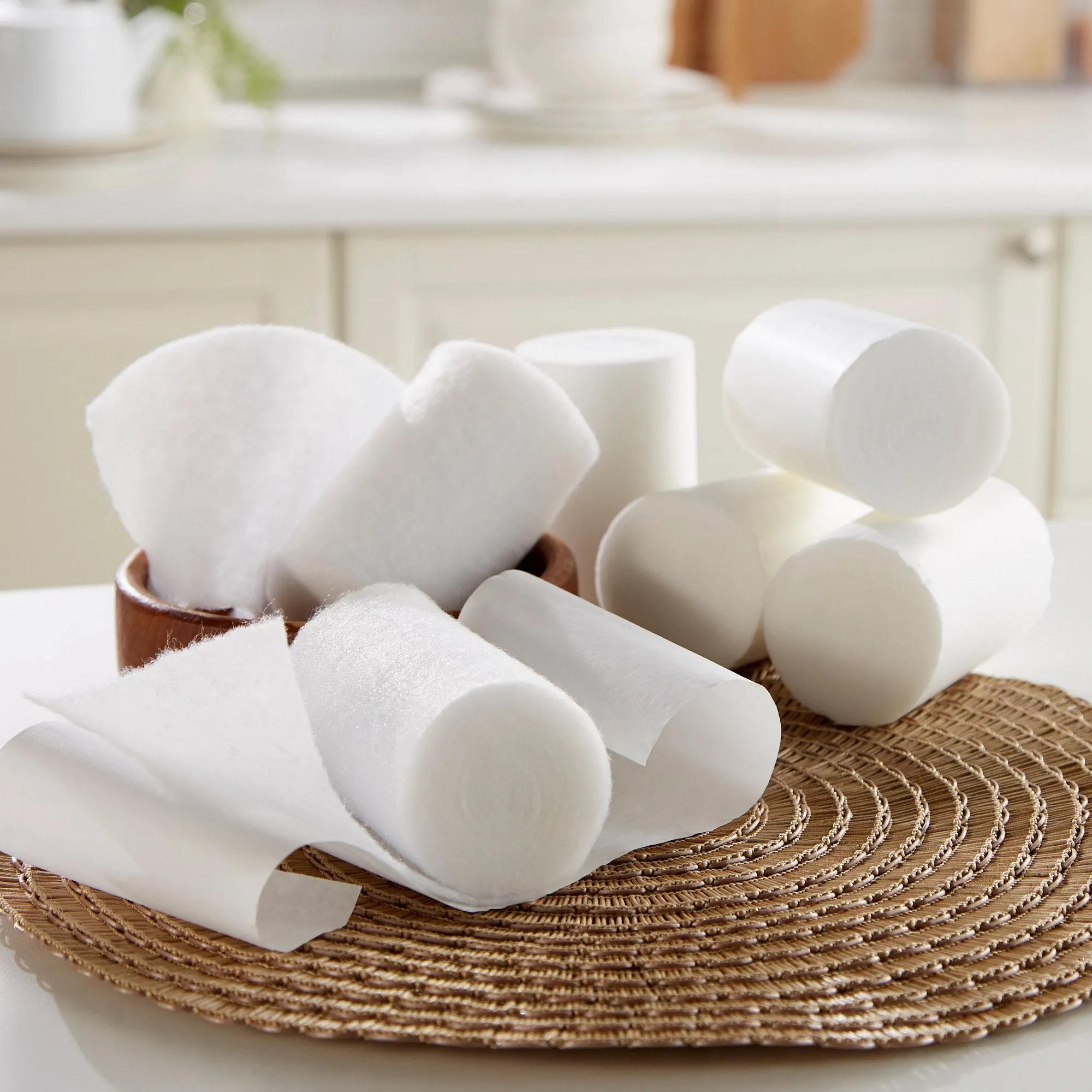 3M™ White Polyester Undercast Cast Padding, 4 Inch x 4 Yard, 1 Roll