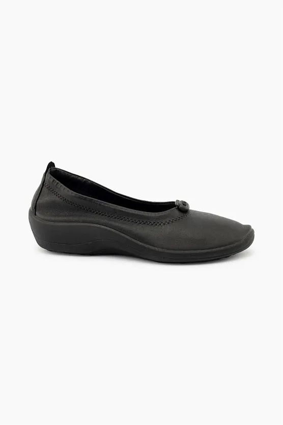 Arcopedico Cabrera Black Ballet Flat