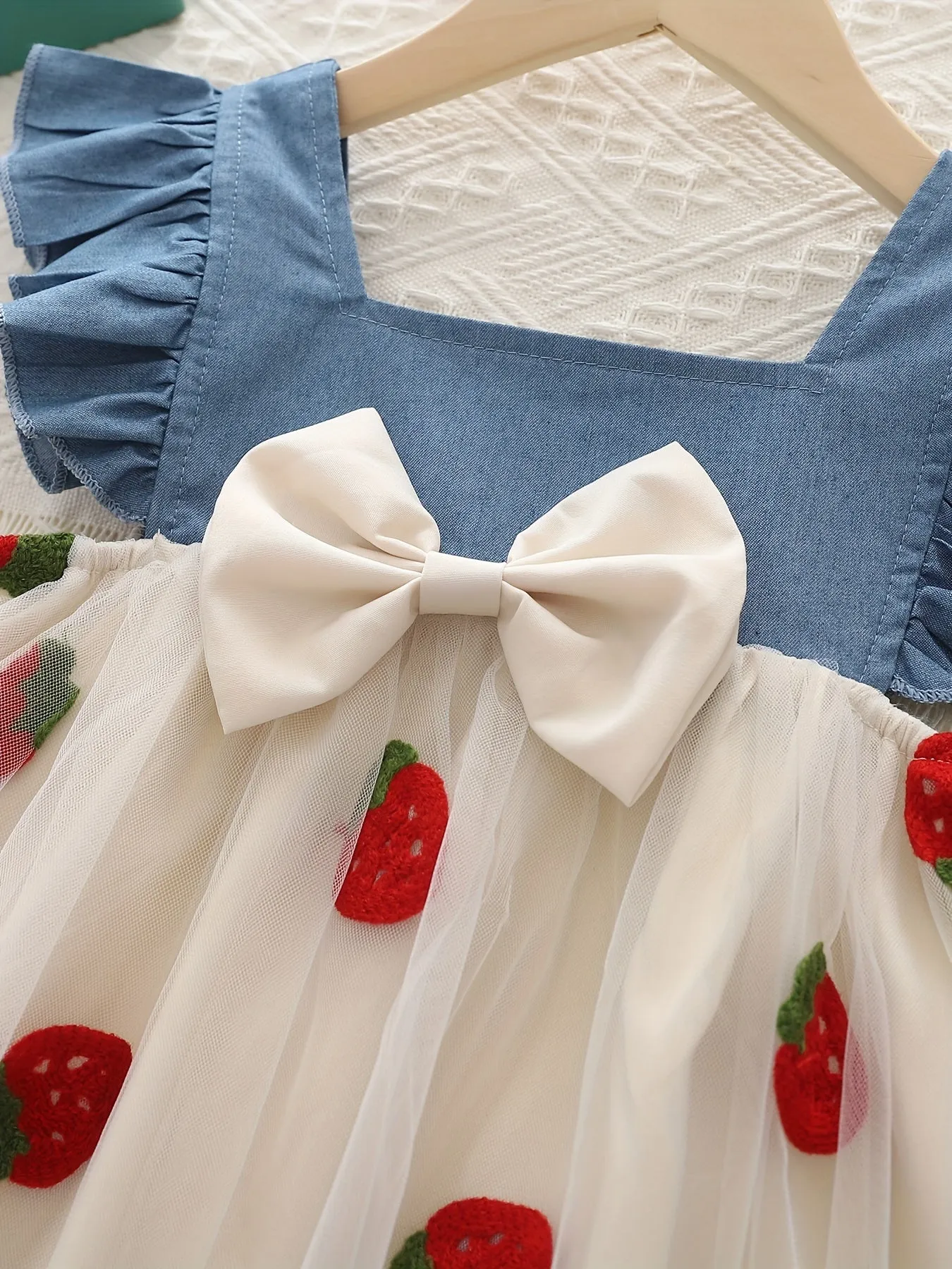 Strawberry Sweetheart Gauze Dress - Delicate Mesh Stitching, Lightweight & Airy, Perfect for Vacation Casual Wear - A Thoughtful Summer Gift for Girls