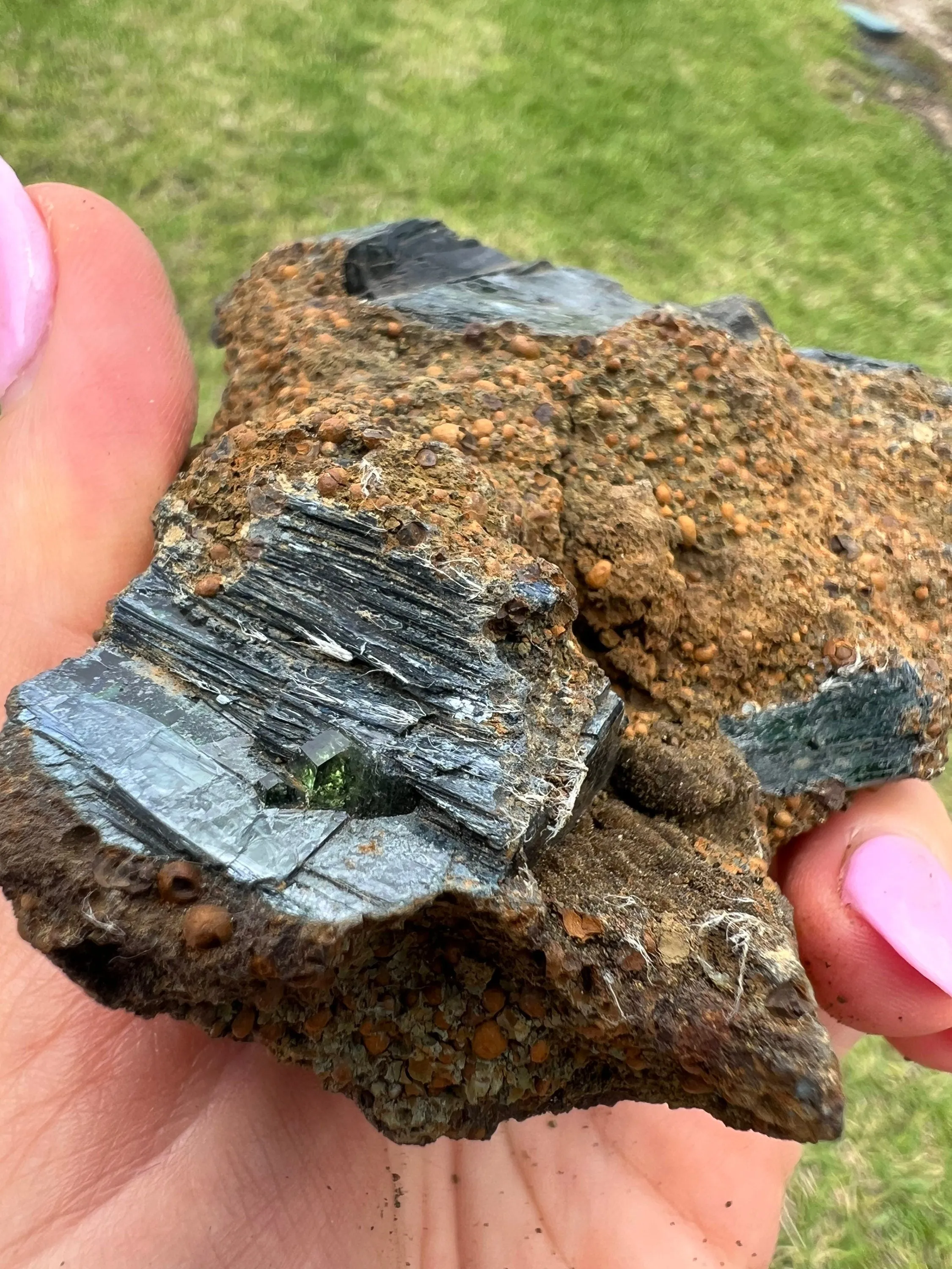 Vivianite 294grams
